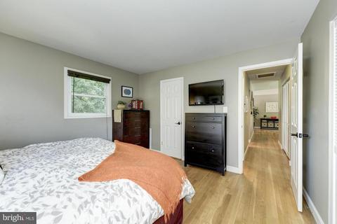 6212 Duntley Pl, Springfield, VA 22152 photo 14