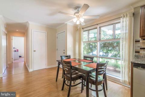 7407 Inzer St, Springfield, VA 22151 photo 8