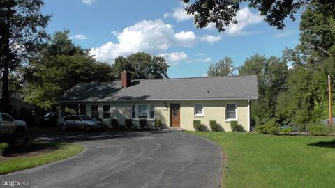 1202 Ednor Rd, Silver Spring, MD 20905 photo 1