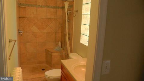 1202 Ednor Rd, Silver Spring, MD 20905 photo 17