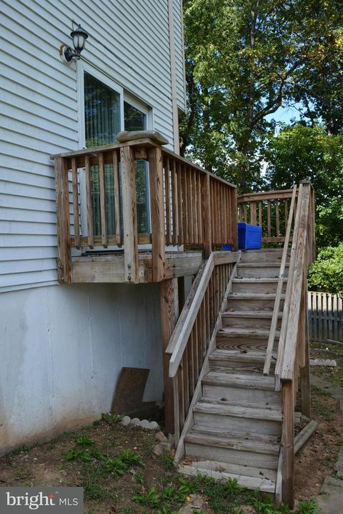 8242 Crestmont Cir, Springfield, VA 22153 photo 22