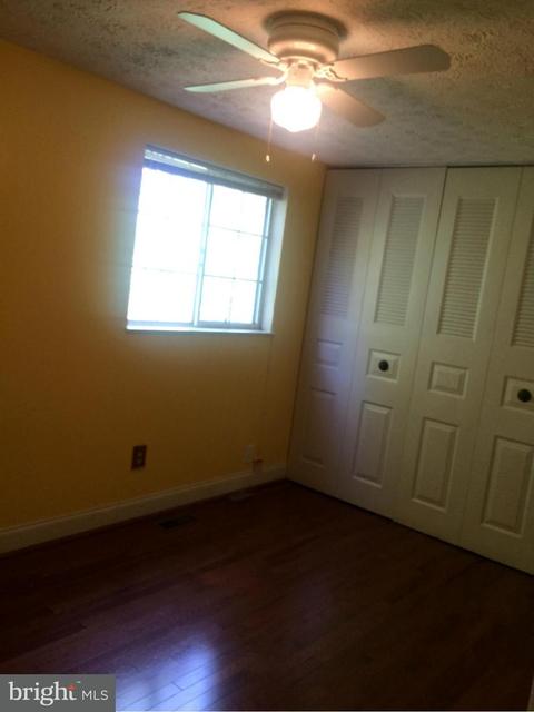 8242 Crestmont Cir, Springfield, VA 22153 photo 14