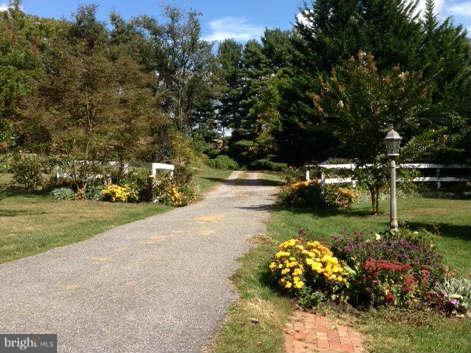 1806 Benedict Rd, Westminster, MD 21157 photo 5
