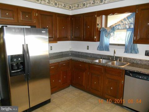 15627 Broadfording Rd, Clear Spring, MD 21722 photo 2