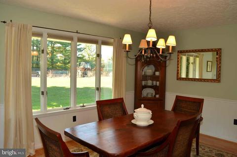1374 Pleasant Valley Rd S, Westminster, MD 21158 photo 6