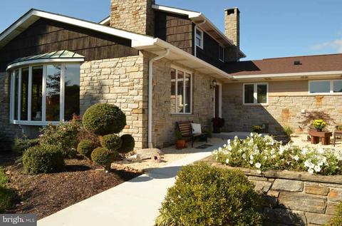 1374 Pleasant Valley Rd S, Westminster, MD 21158 photo 2