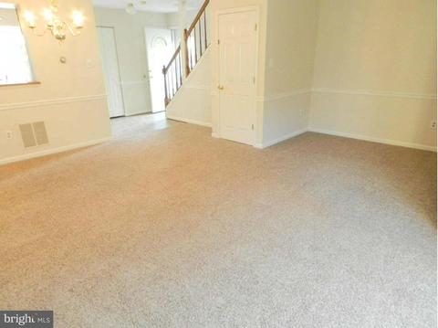4524 Whetstone Ct, Hampstead, MD 21074 photo 9
