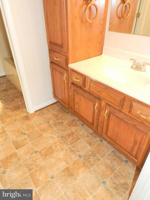 4524 Whetstone Ct, Hampstead, MD 21074 photo 17