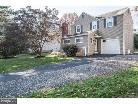 111 Morningside Cir, Wayne, PA 19087 photo 1