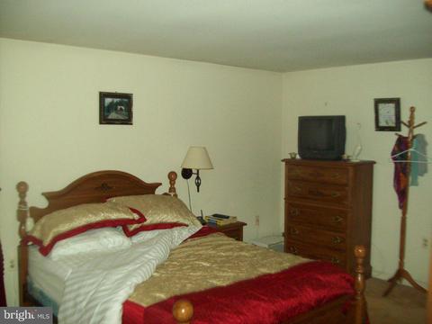9671 Baltimore Ave, Laurel, MD 20723 photo 18