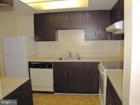 640 Shore Dr, Joppa, MD 21085 photo 5