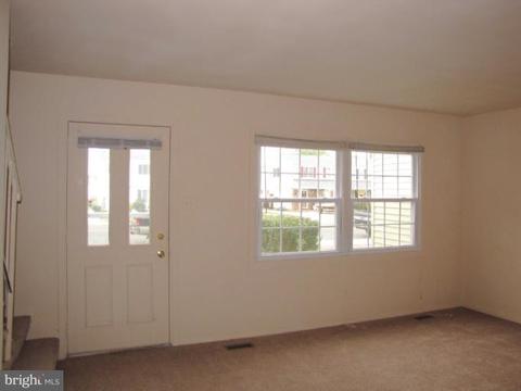 640 Shore Dr, Joppa, MD 21085 photo 3