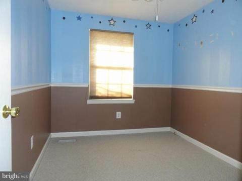 8089 Castle Rock Ct, Pasadena, MD 21122 photo 1