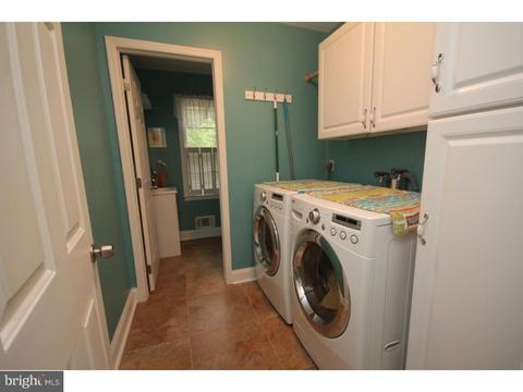 19 Willis Dr, Ewing, NJ 08628 photo 12