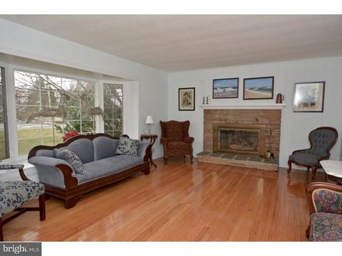 93 Mountainview Rd, Ewing, NJ 08628 photo 2
