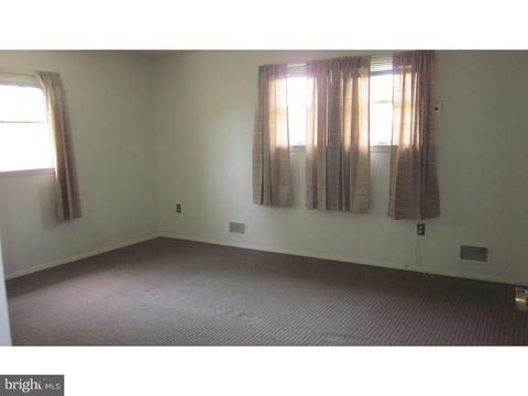 4 Gloucester Ln, Ewing, NJ 08618 photo 15