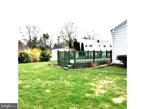 4 Gloucester Ln, Ewing, NJ 08618 photo 5