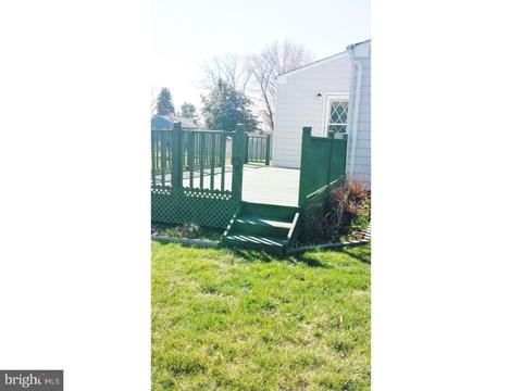 4 Gloucester Ln, Ewing, NJ 08618 photo 6