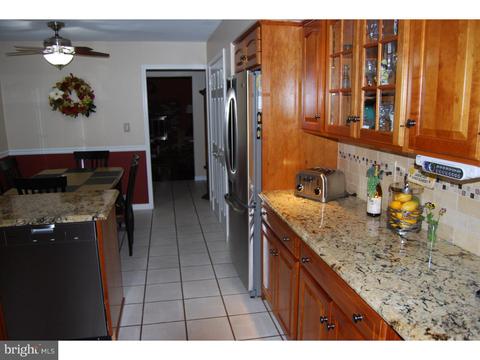 21 Duffield Dr, Ewing, NJ 08628 photo 15