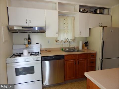 88 Lanning St, Ewing, NJ 08618 photo 4