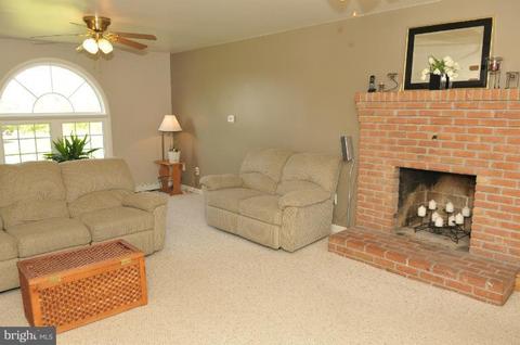 3709 Garfield Rd, Smithsburg, MD 21783 photo 5