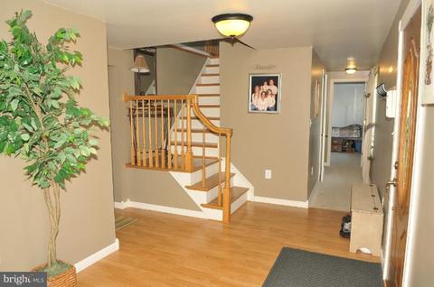 3709 Garfield Rd, Smithsburg, MD 21783 photo 2