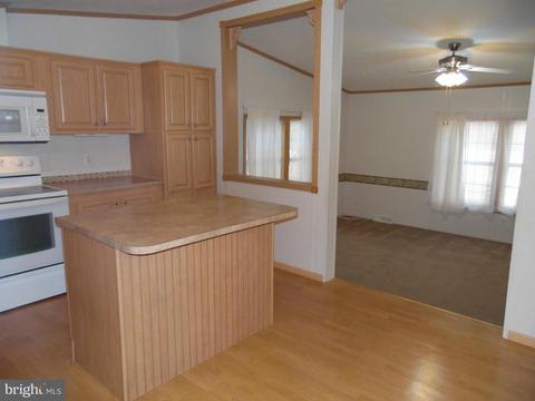6607 Devlon Pl, Elkridge, MD 21075 photo 9
