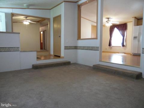 6607 Devlon Pl, Elkridge, MD 21075 photo 5