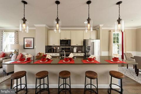 7960 Quidditch Ln, Elkridge, MD 21075 photo 4