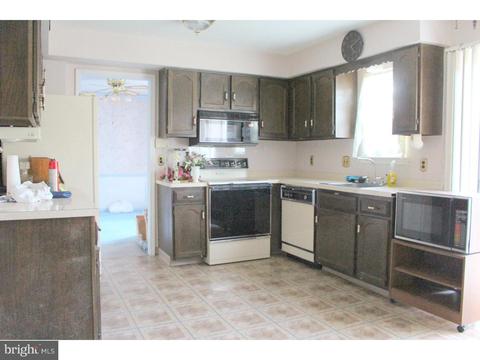46 Augustine Pl, Bear, DE 19701 photo 3