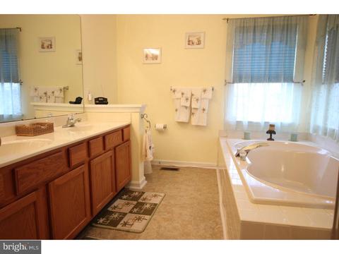 329 W Joy Ct, Bear, DE 19701 photo 15