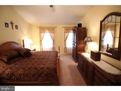 329 W Joy Ct, Bear, DE 19701 photo 13