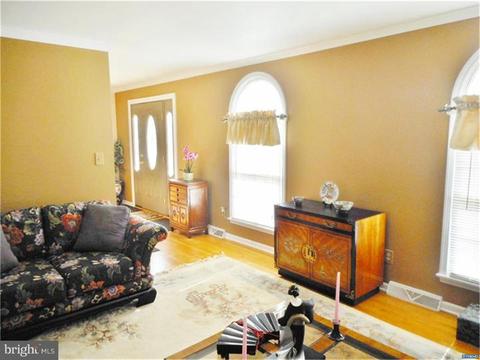 6 Mcmahon Dr, Bear, DE 19701 photo 3