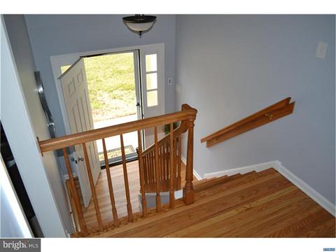 121 W Savannah Dr, Bear, DE 19701 photo 3