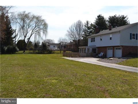 121 W Savannah Dr, Bear, DE 19701 photo 13