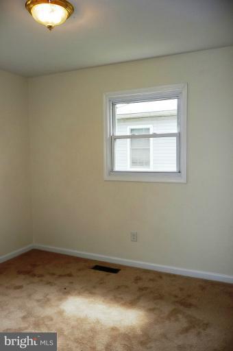 117 Spring St, Gaithersburg, MD 20877 photo 6