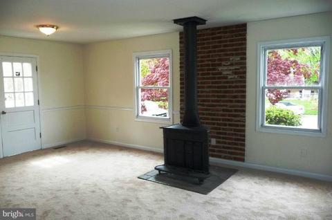 117 Spring St, Gaithersburg, MD 20877 photo 13