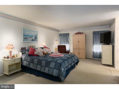717 Chickory Dr, Mount Laurel, NJ 08054 photo 11