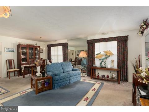 717 Chickory Dr, Mount Laurel, NJ 08054 photo 6