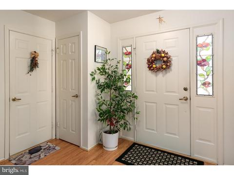 717 Chickory Dr, Mount Laurel, NJ 08054 photo 3