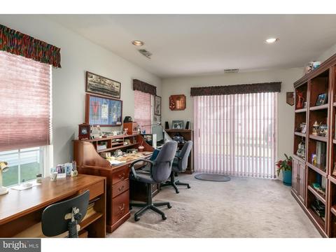 717 Chickory Dr, Mount Laurel, NJ 08054 photo 10