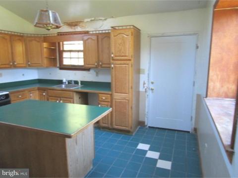 392 E Broadway, Salem, NJ 08079 photo 10