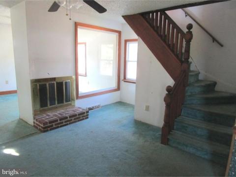 392 E Broadway, Salem, NJ 08079 photo 5
