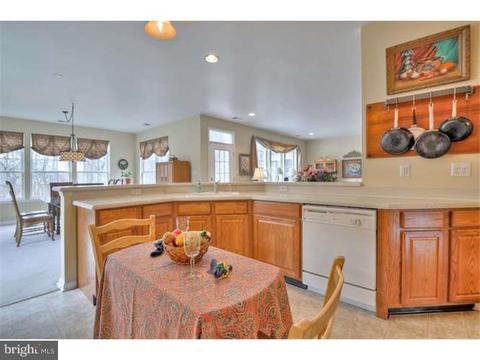 38 Everett Dr, Columbus, NJ 08022 photo 12