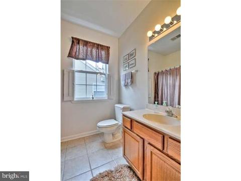 38 Everett Dr, Columbus, NJ 08022 photo 16