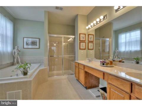 38 Everett Dr, Columbus, NJ 08022 photo 21
