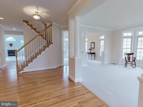 14057 Eagle Chase Cir, Chantilly, VA 20151 photo 2