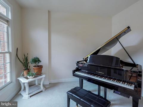 14057 Eagle Chase Cir, Chantilly, VA 20151 photo 4