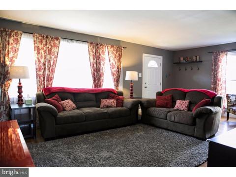 640 Cramer Ave, Beverly, NJ 08010 photo 3
