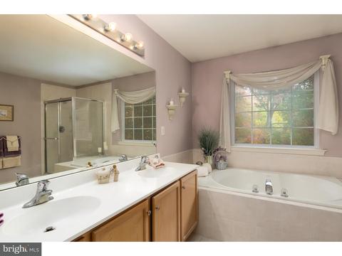 7 Creekside Trl, Delran, NJ 08075 photo 12